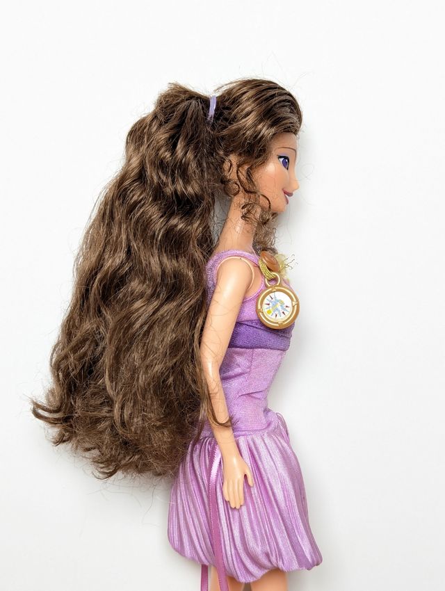 Barbie Megara Fashion Secrets
