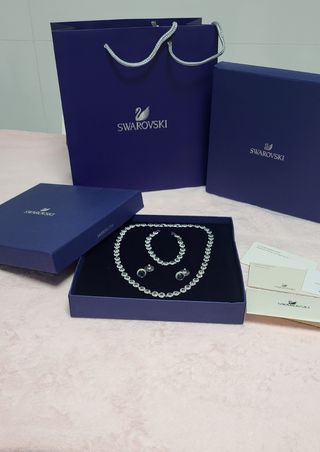 Juego Swarovski Collar y Pulsera Plata