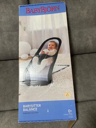 Hamaca BabyBjörn con estampado de dinosaurios