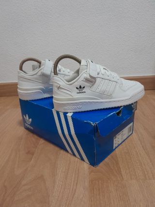 Adidas Forum Low J Talla 37 1/3 Blancas
