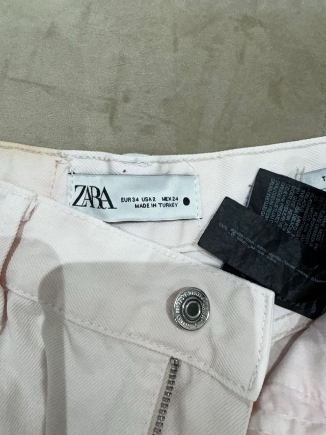 Pantalón vaquero rosa claro