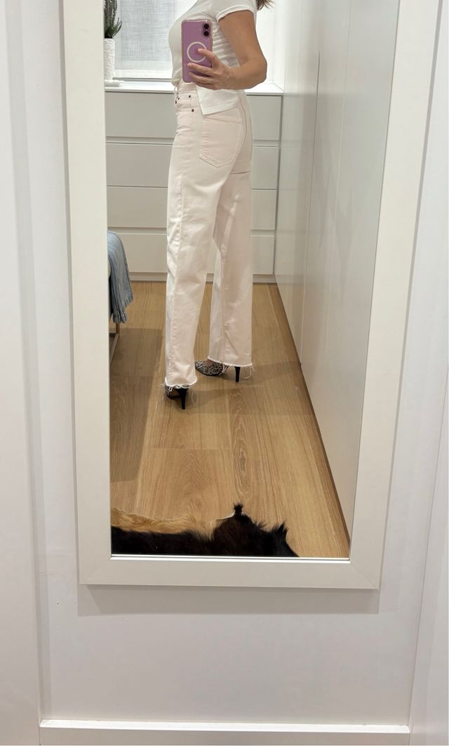 Pantalón vaquero rosa claro