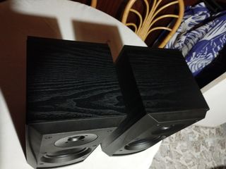 Altavoces Bowers & Wilkins Negros