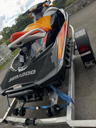SEADOO GTI SE 130 moto agua