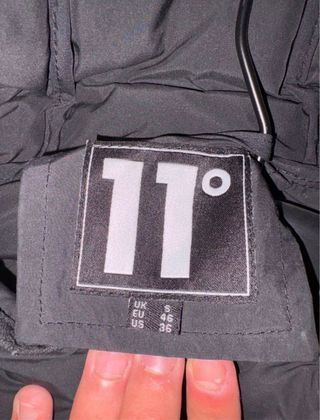 Abrigo 11 Degrees Negro