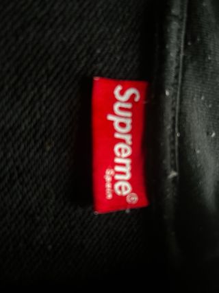 Sudadera Supreme Negra