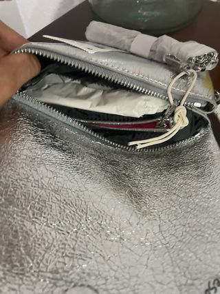 Bolso plateado pequeño Desigual