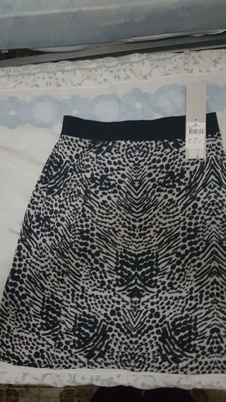 Falda estampada Talla 37