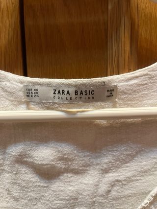 Top Zara Beige/Blanco Talla XS