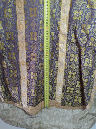 Casulla Litúrgica Antigua Brocado Guitarra