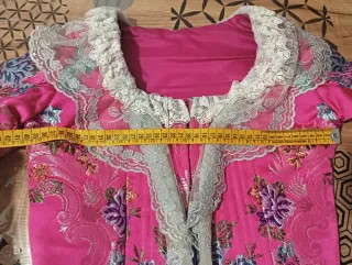 Traje de Fallera rosa y plata