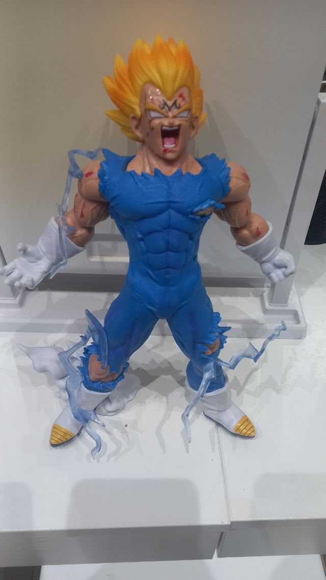 Figuras Goku, Vegeta y Trunks
