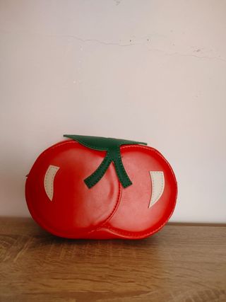 Bolso divertido con forma de cerezas
