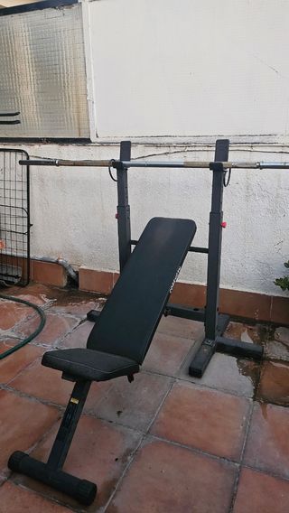 Banco de pesas reclinable.No ago envíos.