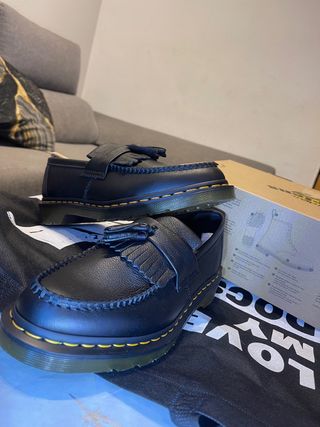 Dr. Martens Adrian Tassel Loafers Negro