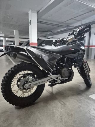Husqvarna 701 Enduro Rally