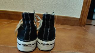 Zapatillas Victoria plataforma negras
