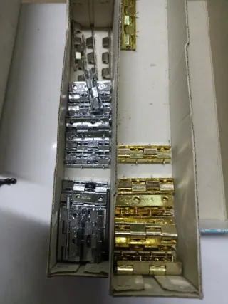 Bisagras para muebles 2x1