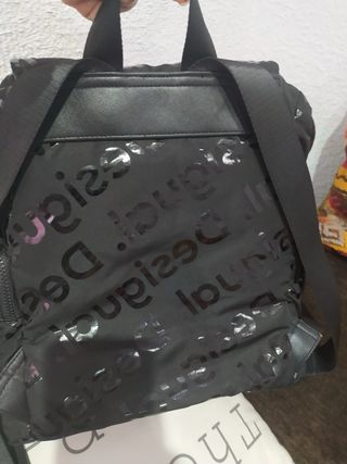 Mochila Desigual Negra Brillante