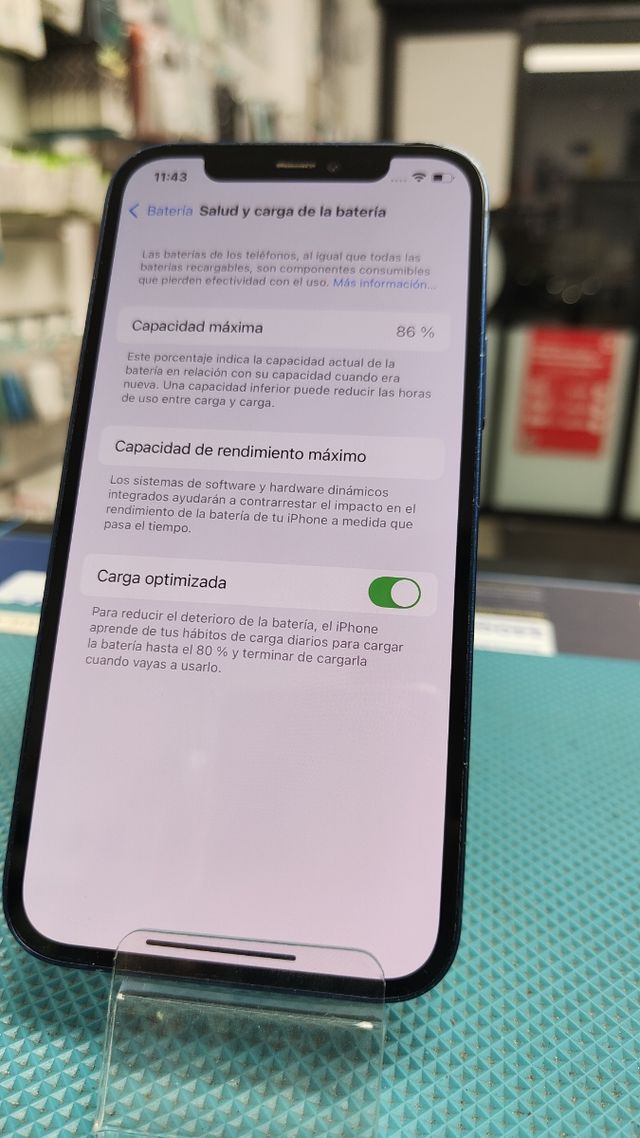 iPhone 12 64 GB Azul