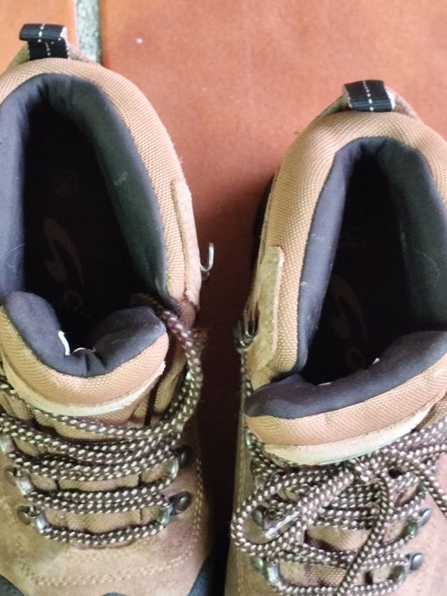 Botas de montaña talla 38