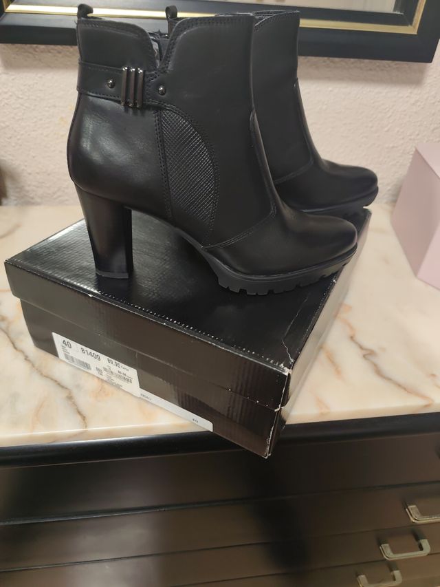 Botín Mujer Piel Oxyd Negro Tacón