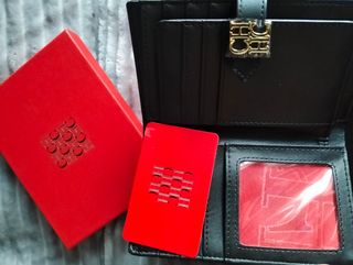 Cartera Tarjetero Carolina Herrera Negra nueva 