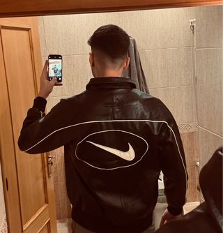 Chaqueta de cuero Nike Negra