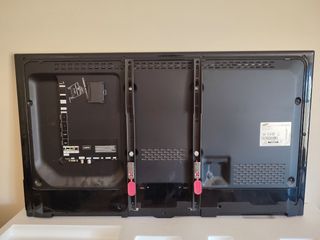 Samsung 40" TV UE40D8000 + Soporte