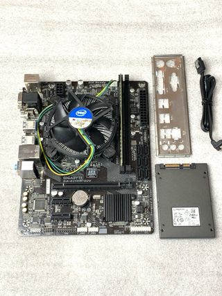 Placa Base Gigabyte B250M D2V + Intel i5 7400