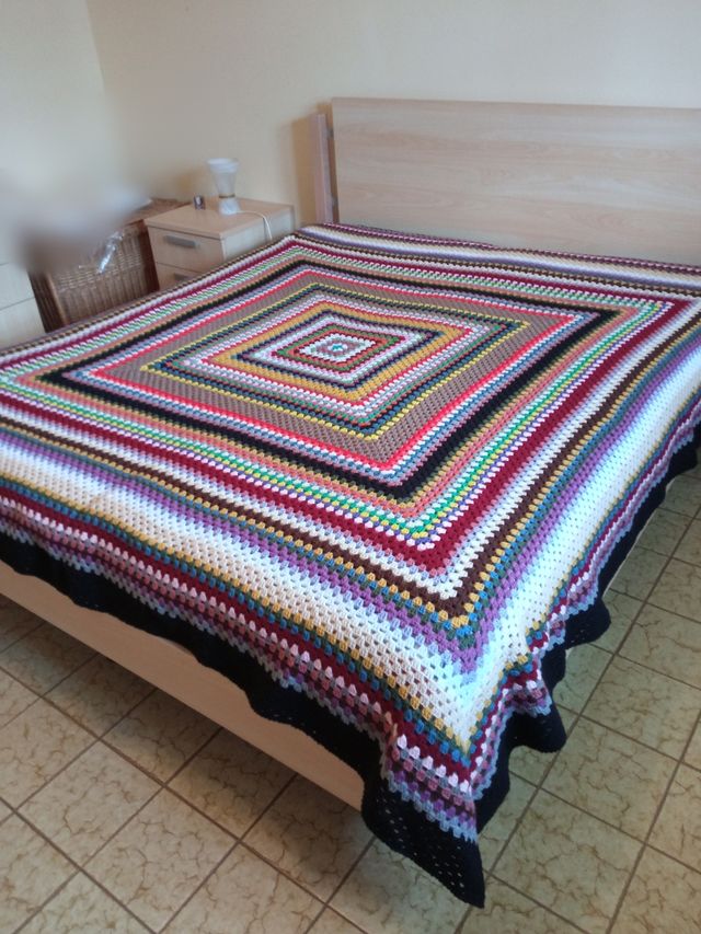 Coperta Maxi Granny Square Matrimoniale handmade