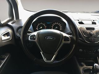 Ford Transit Courier Kombi Trend