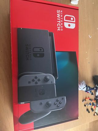 Nintendo Switch con funda original