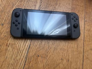 Nintendo Switch con funda original