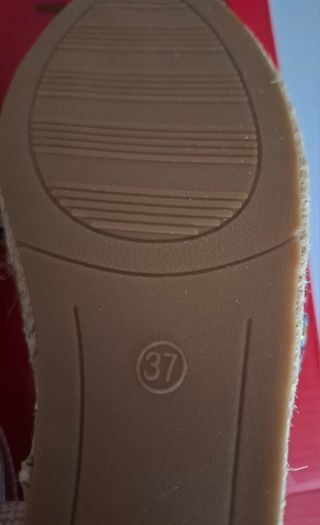 Alpargatas Woman Key Multicolor y Dorado
