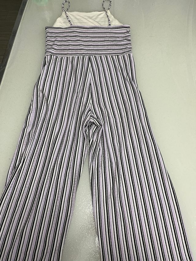 Tuta elegante a righe