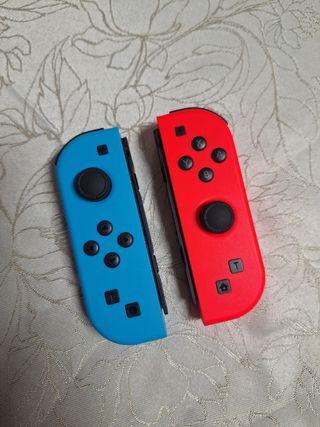Joycons Nintendo Switch Azul y Rojo