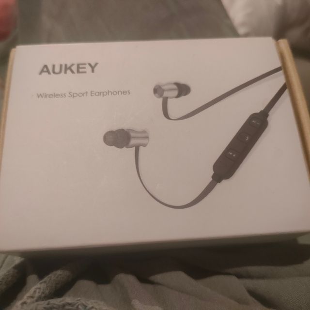Auriculares Deportivos AUKEY Inalámbricos
