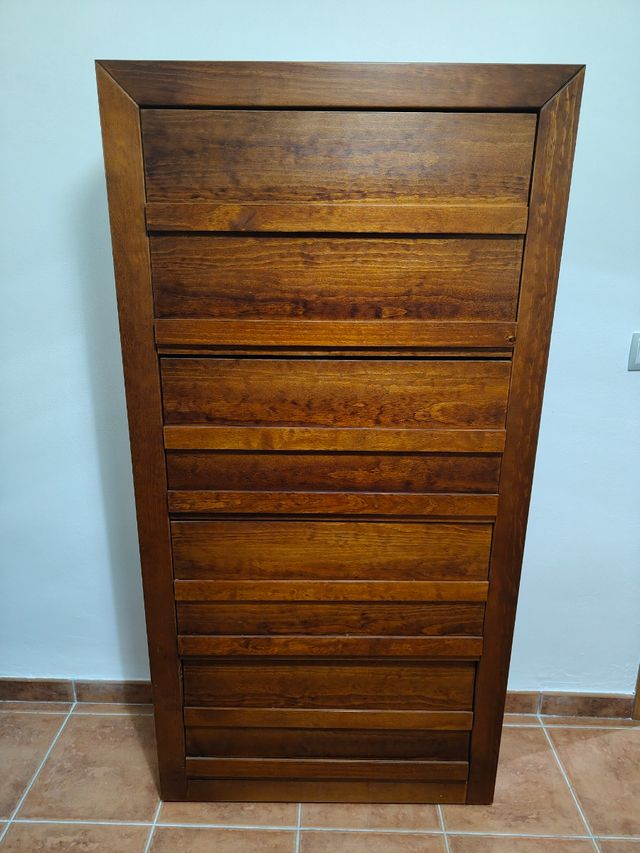 Zapatero de madera