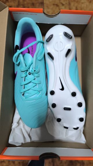 Botas de fútbol Nike Tiempo