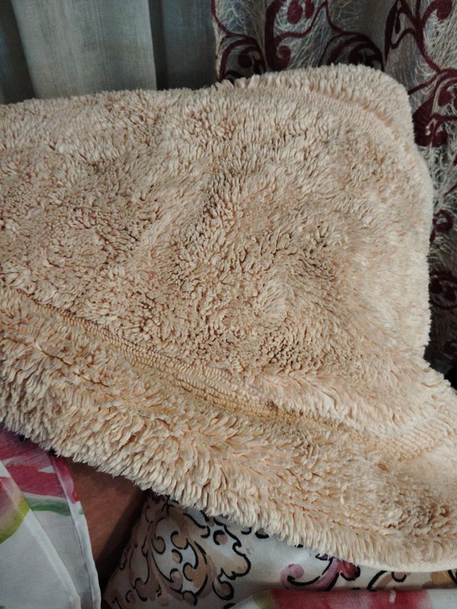 Tende da cucina e tappetino da bagno