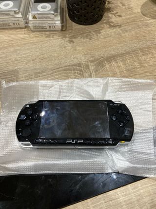 Sony PSP-2004 PB Piano Black 