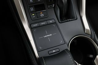 Lexus NX 300h Business