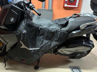 BMW C 400X Scooter
