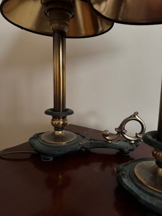 Lámparas de mesita de noche doradas