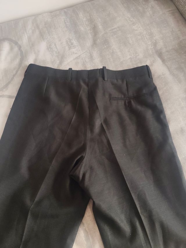 2 Pantalones de vestir grises para hombre