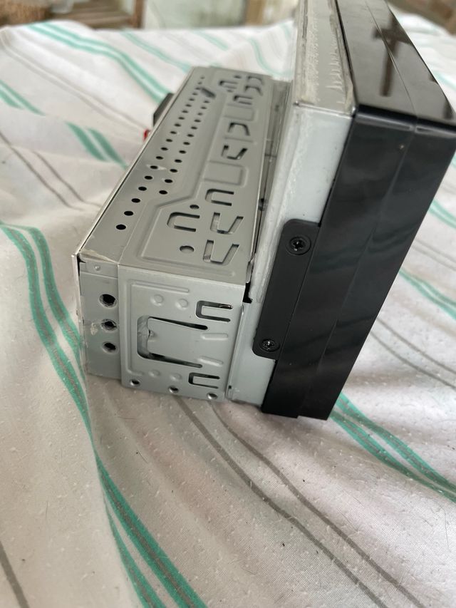 Schermo universale per auto