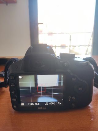 Kit Cámara profesional Nikon D3200 como nueva.