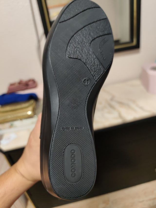 Botas de piel altas negras