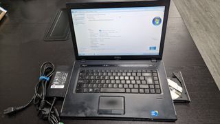 Portátil Dell Vostro 3500 i5